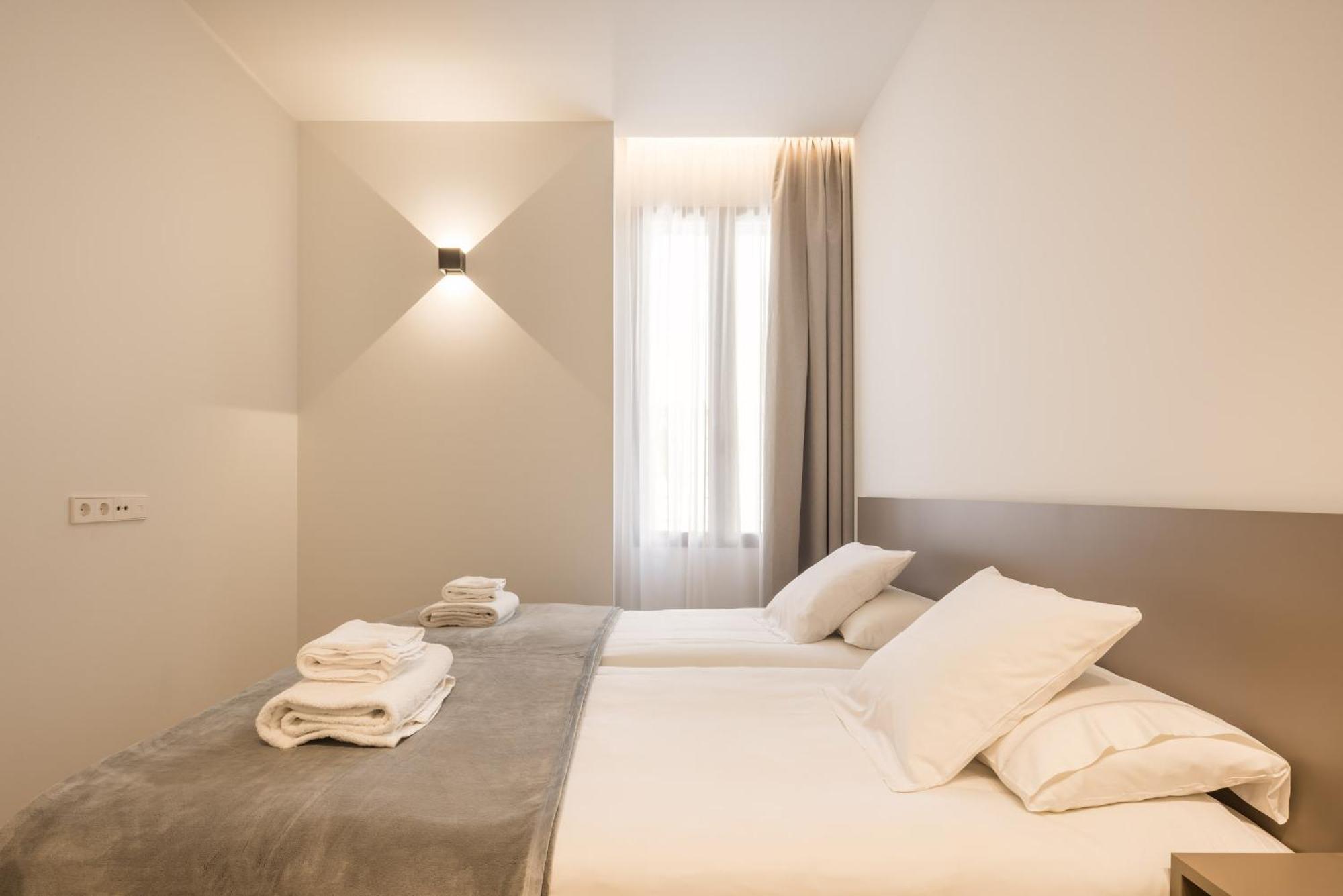 Mon Suites Jardin De Ayora Valencia Rum bild