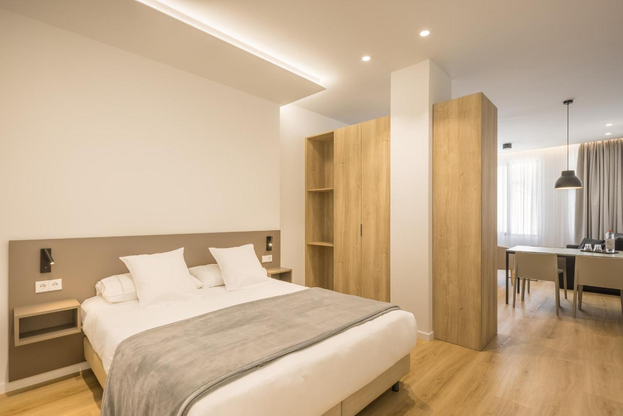 Mon Suites Jardin De Ayora Valencia Rum bild